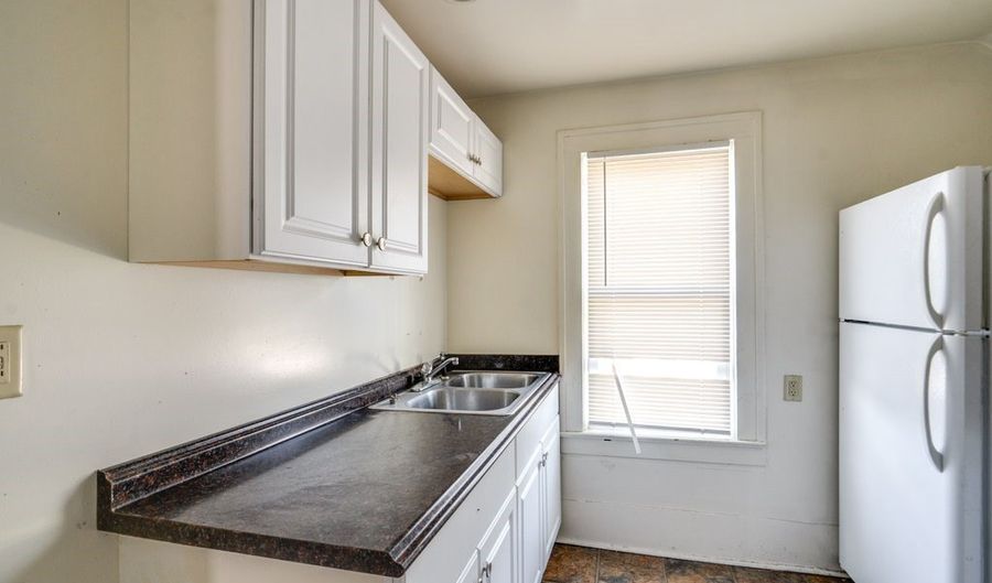 309 Power St, Akron, OH 44311 - 5 Beds, 2 Bath