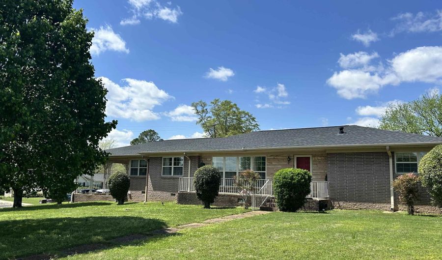 1115 5th St SW, Attalla, AL 35954 - 3 Beds, 2 Bath