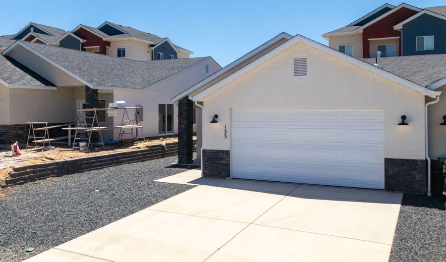 127 W 2725 St N, Cedar City, UT 84721 - 4 Beds, 3 Bath