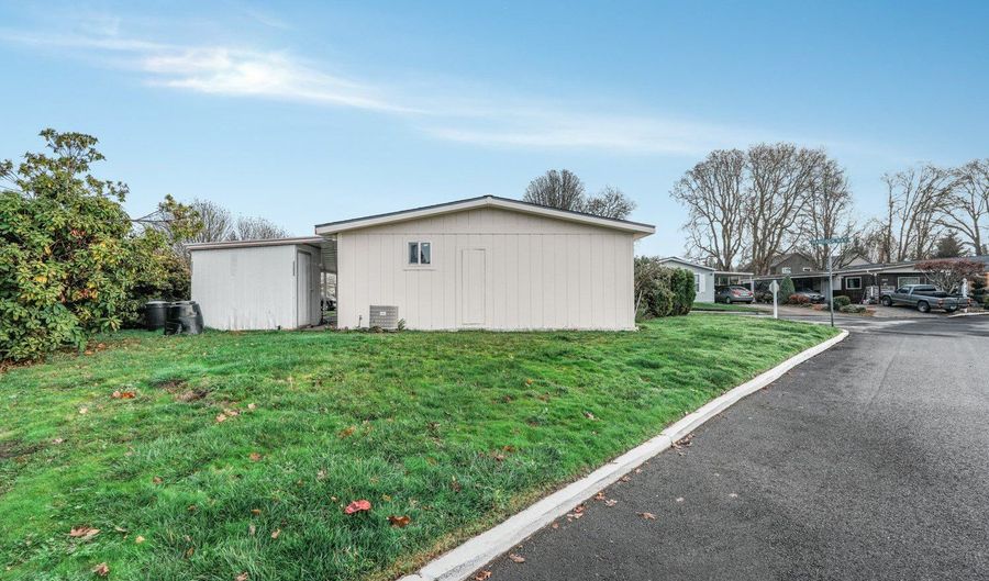 871 SW LIBERTY BELL Dr 474, Beaverton, OR 97006 - 2 Beds, 2 Bath