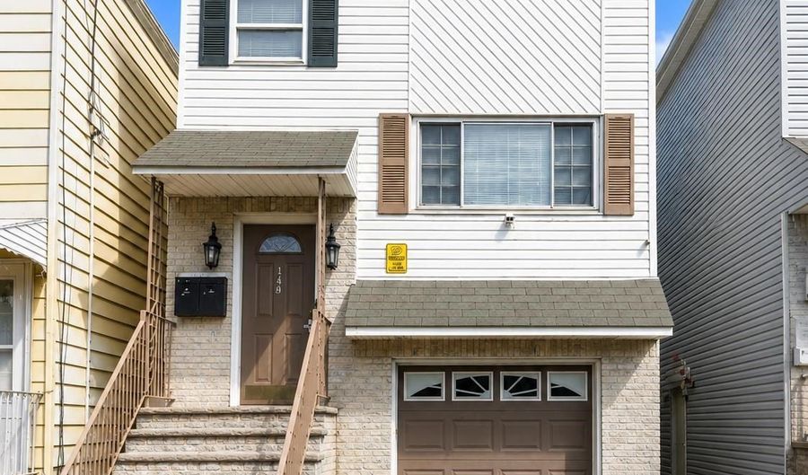 149 HOBART Ave, Bayonne, NJ 07002 - 7 Beds, 5 Bath