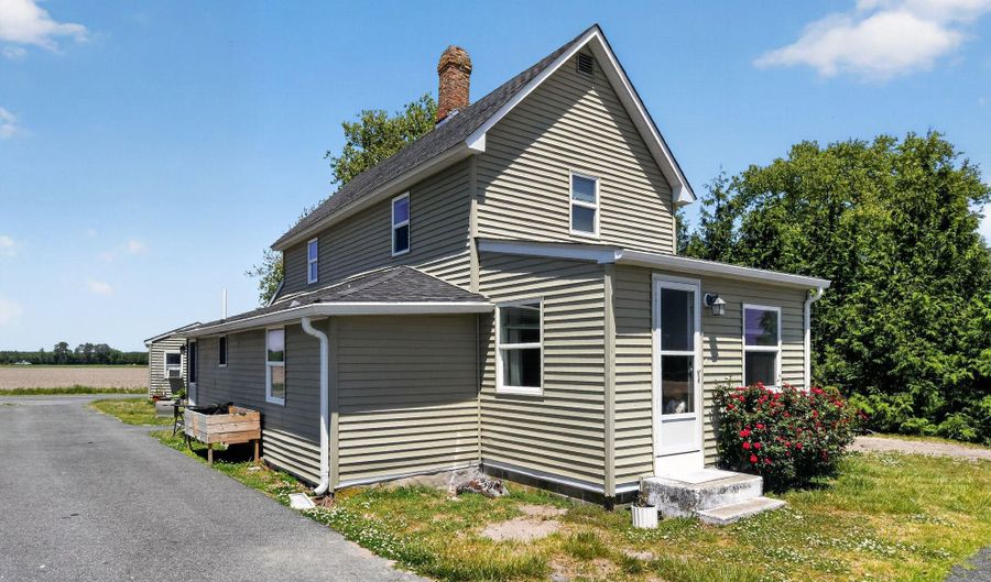 32902 HORSEY CHURCH Rd, Laurel, DE 19956 - 3 Beds, 1 Bath