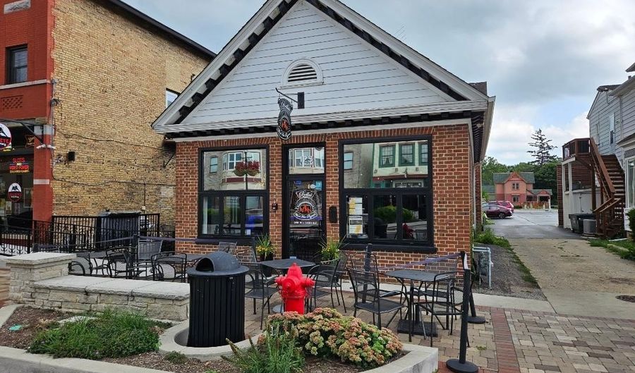 123 S Main St, Algonquin, IL 60102 - 0 Beds, 0 Bath