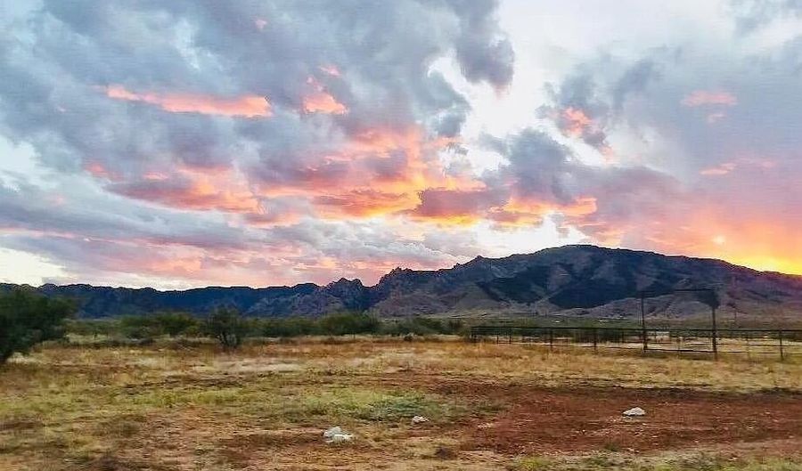 1176 W Trigger Ln, Cochise, AZ 85606 - 3 Beds, 2 Bath