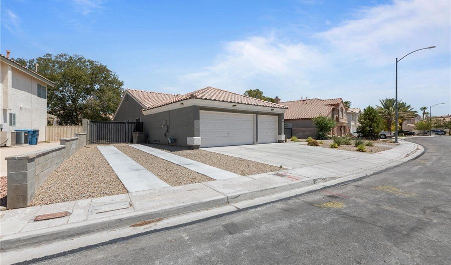 7620 Hartwell Dr, Las Vegas, NV 89123 - 4 Beds, 2 Bath