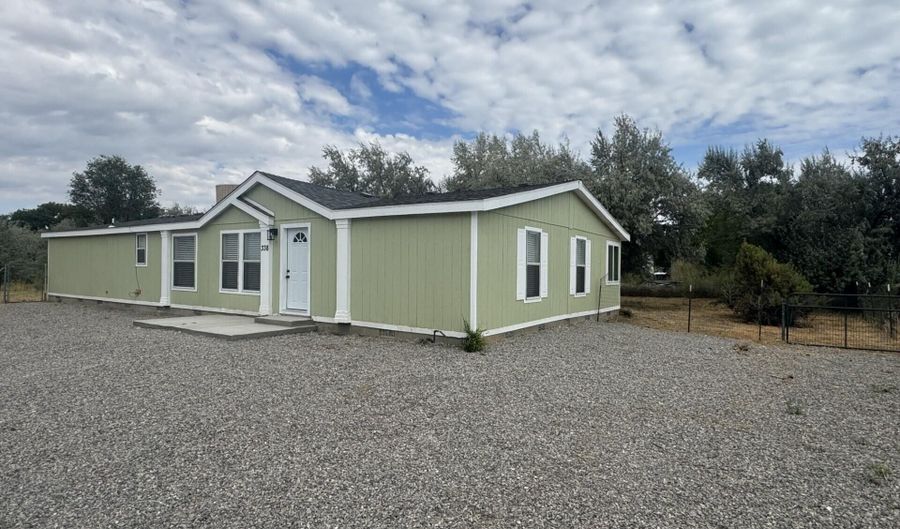 338 E CEDAR Ave, Bloomfield, NM 87413 - 4 Beds, 2 Bath