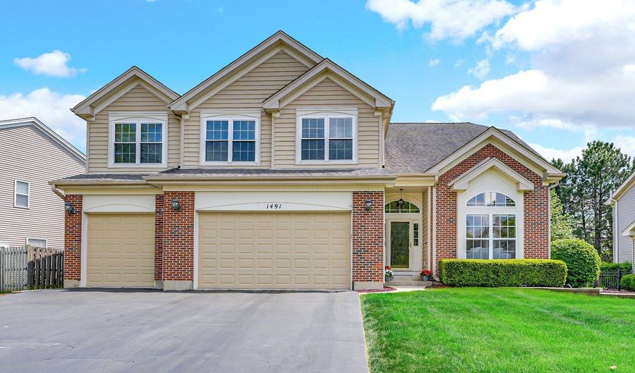1491 Lancaster Ln, Algonquin, IL 60102 - 5 Beds, 4 Bath