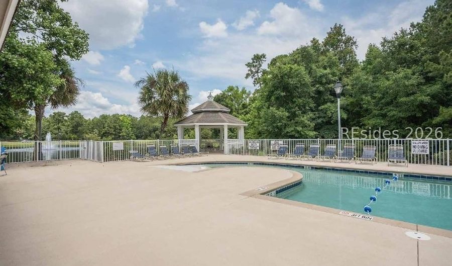 17 W Morningside Dr, Bluffton, SC 29910 - 3 Beds, 2 Bath