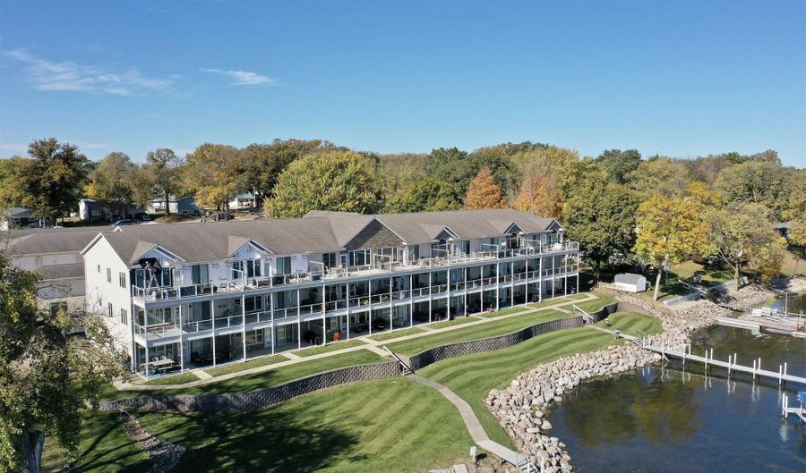 14 Iowa Street C5, Arnolds Park, IA 51331 - 3 Beds, 2 Bath