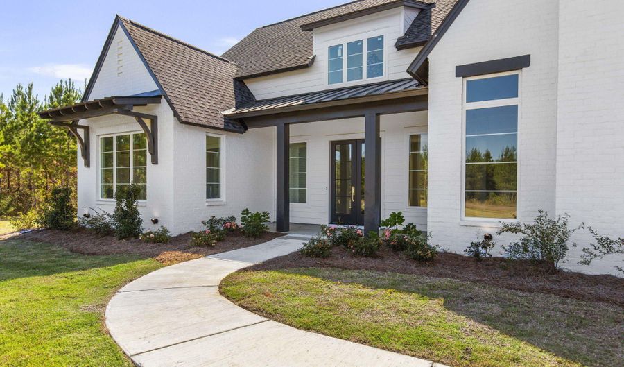 742 Freedom Ridge Ln, Brandon, MS 39047 - 4 Beds, 4 Bath