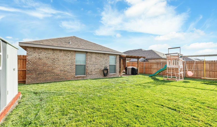 508 MIKESKA St, Amarillo, TX 79118 - 3 Beds, 2 Bath