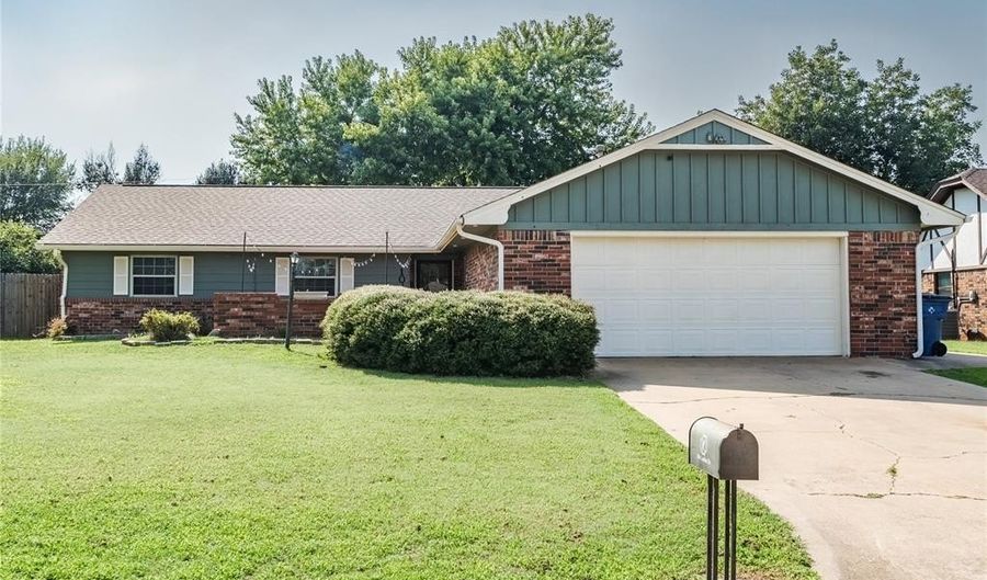 104 Caulder Dr, Chickasha, OK 73018 - 3 Beds, 2 Bath