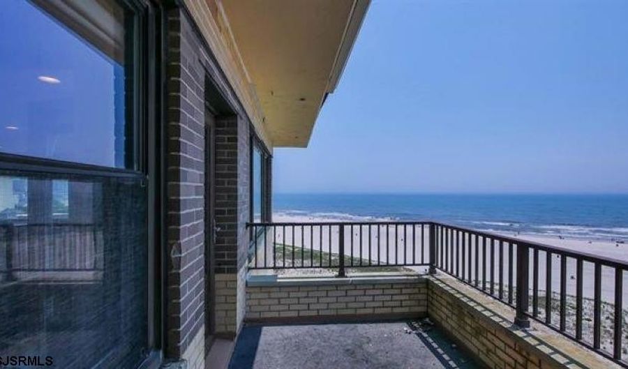 101 S Raleigh Ave, Atlantic City, NJ 08401 - 3 Beds, 3 Bath