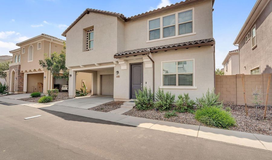 1159 E SABINO Dr, Chandler, AZ 85286 - 4 Beds, 4 Bath