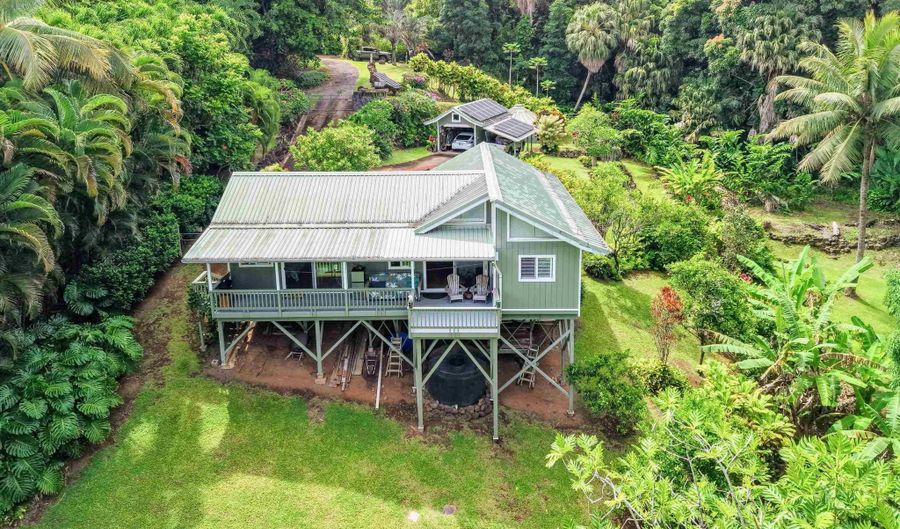 630 Hoolawa Rd, Haiku, HI 96708 - 2 Beds, 2 Bath