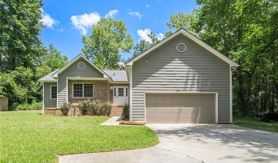 2904 Pleasant Ridge Dr, Decatur, GA 30034 - 3 Beds, 2 Bath