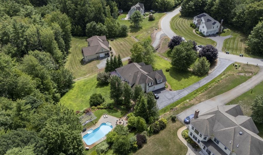 12 Rachel Way, Bedford, NH 03110 - 4 Beds, 6 Bath