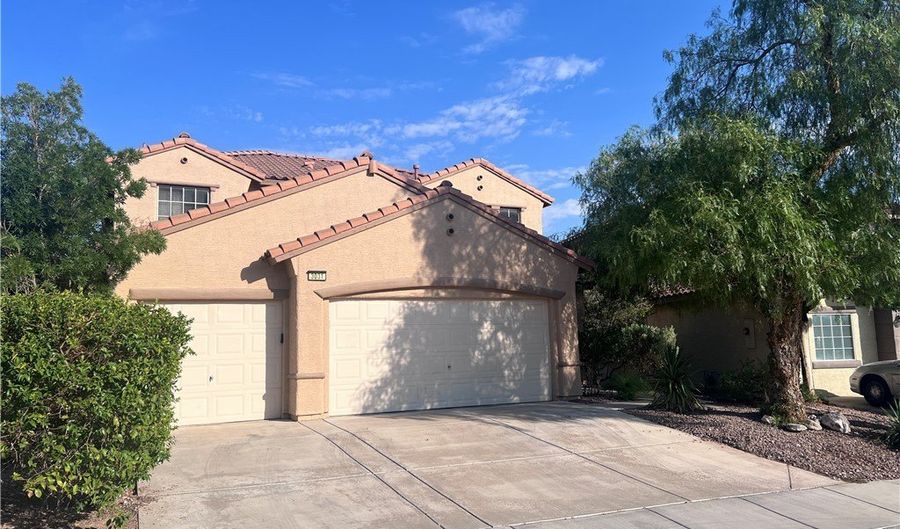 3031 Scenic Valley Way, Henderson, NV 89052 - 3 Beds, 3 Bath