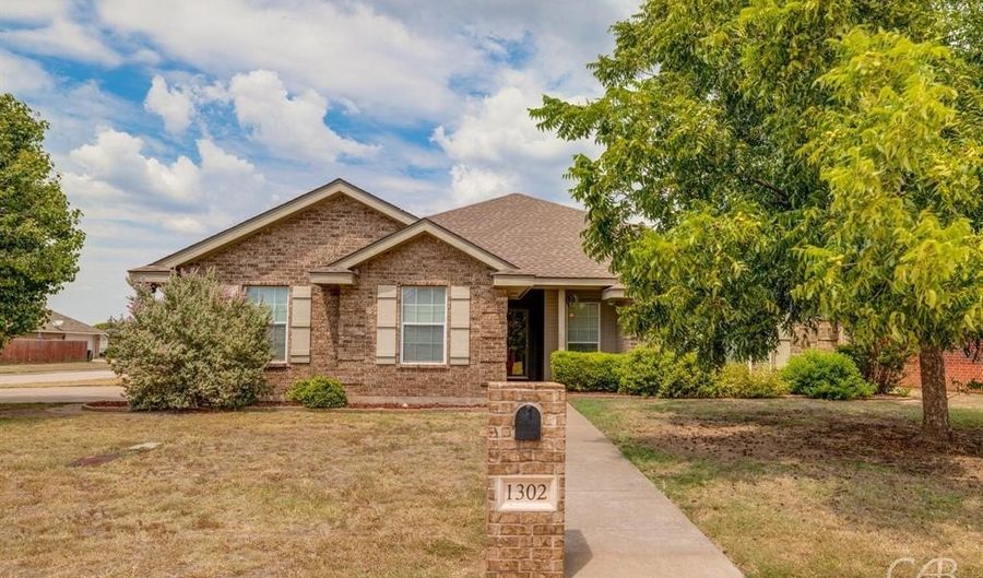 1302 Lewis And Clark Trl, Abilene, TX 79602 - 4 Beds, 2 Bath