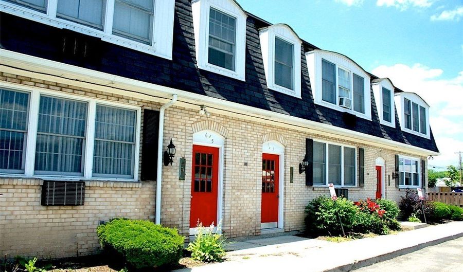 21 Vinson, Amherst, NY 14150 - 2 Beds, 1 Bath