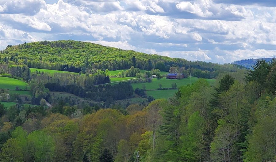 762 McLaren Hill Rd, Barnet, VT 05821 - 4 Beds, 2 Bath