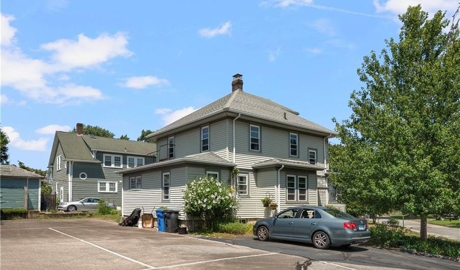 71 Philmont Ave, Cranston, RI 02910 - 3 Beds, 2 Bath