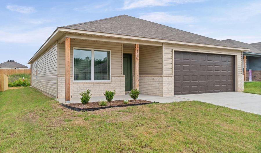 8088 Chesapeake Trl, Bauxite, AR 72011 - 3 Beds, 2 Bath
