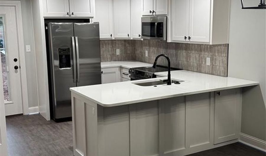 333 Woodstock Ln, Abilene, TX 79602 - 3 Beds, 2 Bath