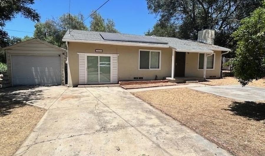 1518 Olivewood Ln, Alpine, CA 91901 - 1 Beds, 1 Bath