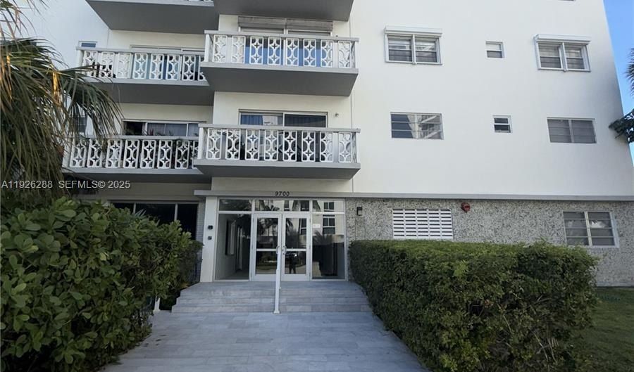 9700 E Bay Harbor Dr 408, Bay Harbor Islands, FL 33154 - 1 Beds, 2 Bath