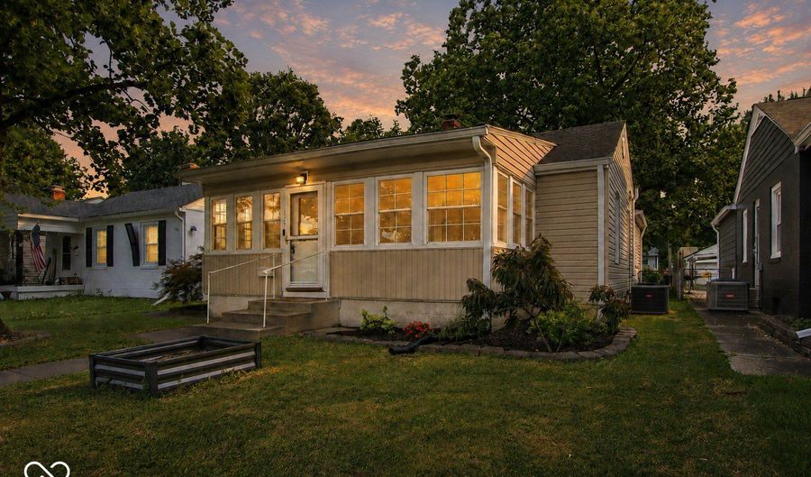 137 N 4th Ave, Beech Grove, IN 46107 - 3 Beds, 1 Bath