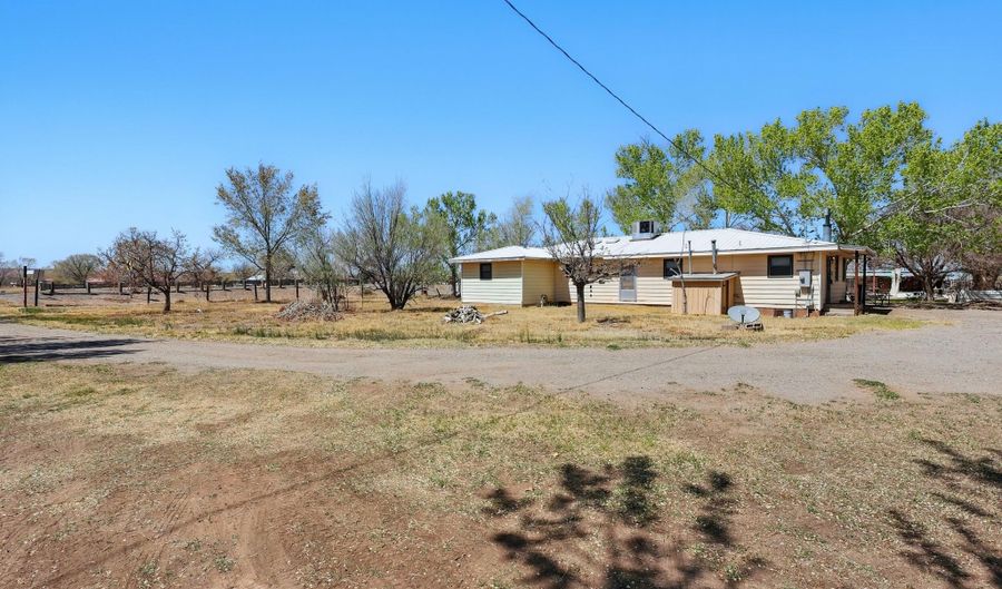 397 JARALES Rd, Belen, NM 87002 - 4 Beds, 3 Bath