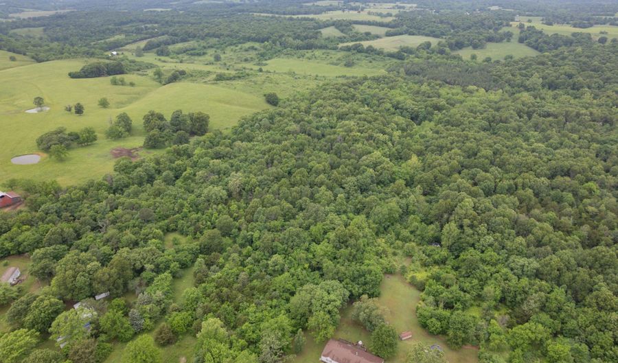 748 Puckett Rd, Anderson, MO 64831 - 2 Beds, 1 Bath
