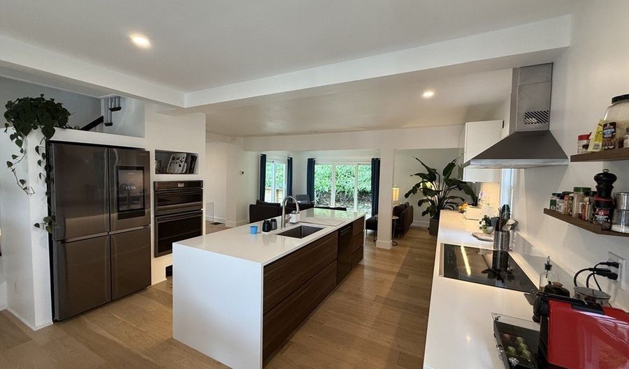91 Brooks St 91, Boston, MA 02135 - 4 Beds, 2 Bath