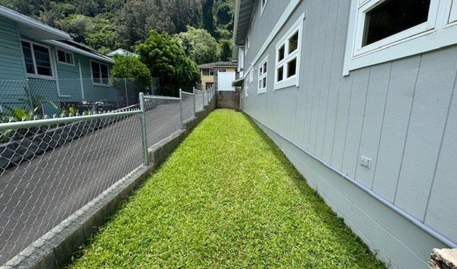 2809 Henry St A, Honolulu, HI 96817 - 5 Beds, 3 Bath
