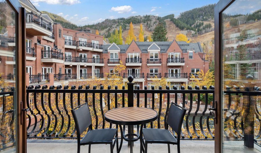 415 E Dean St. Unit 10 Wks 32 & 33, Aspen, CO 81611 - 2 Beds, 2 Bath