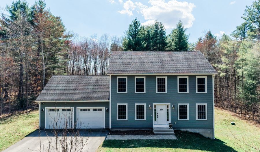 747 Allen Hill Rd, Brooklyn, CT 06234 - 3 Beds, 3 Bath