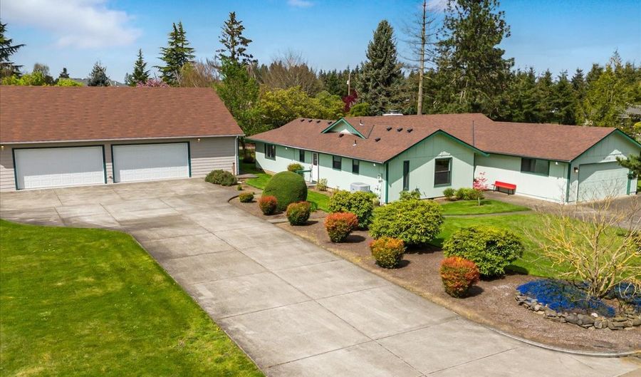 9666 S GRIBBLE Rd, Canby, OR 97013 - 4 Beds, 3 Bath