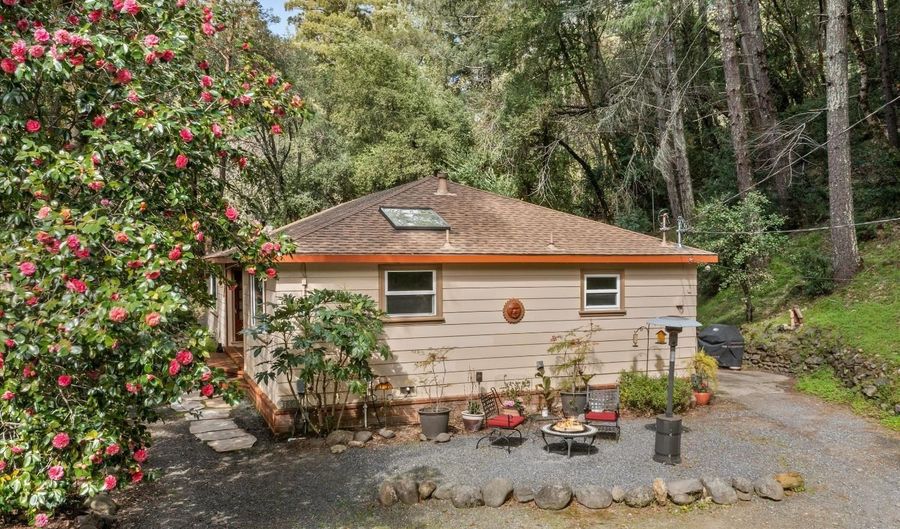 3150 Calistoga Rd, Santa Rosa, CA 95404 - 3 Beds, 2 Bath