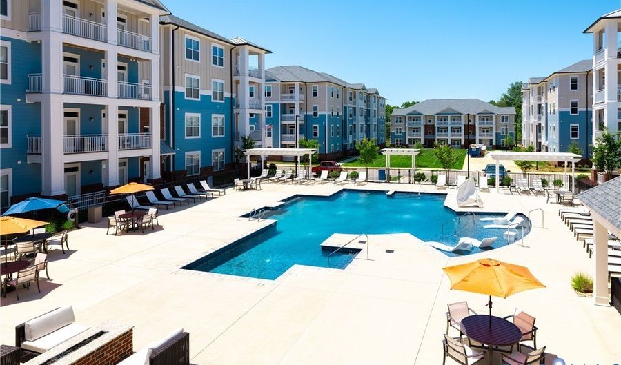 10525 Stony Bluff Dr 201, Ashland, VA 23005 - 2 Beds, 2 Bath