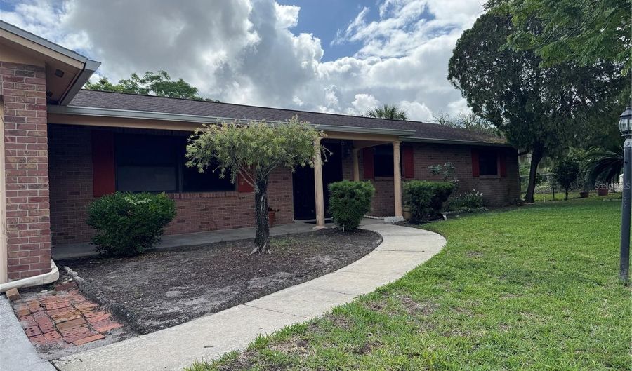 803 GLEN ARDEN Way, Altamonte Springs, FL 32701 - 3 Beds, 2 Bath