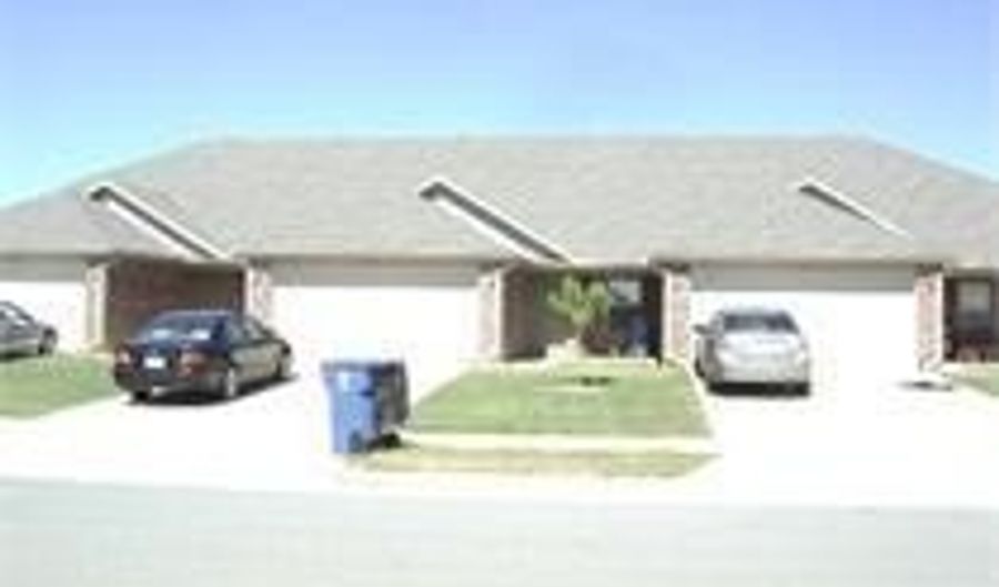4204 SW Chapelstone Ave 1, Bentonville, AR 72712 - 3 Beds, 2 Bath