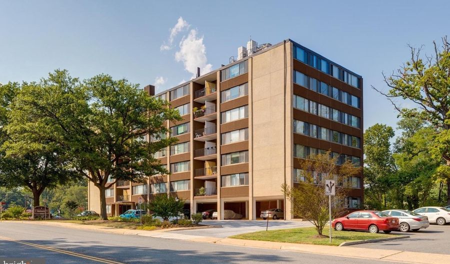 4401 CHERRY HILL Rd 66, Arlington, VA 22207 - 2 Beds, 1 Bath