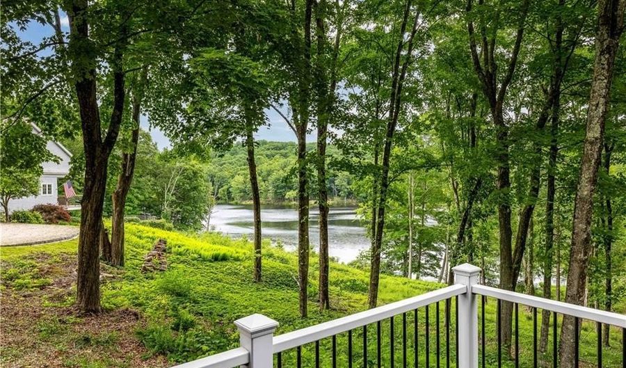 235 White Deer Rocks Rd Guest House, Woodbury, CT 06798 - 1 Beds, 1 Bath