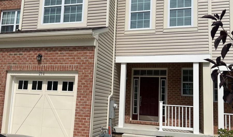 214 GROVE VIEW Dr, Hockessin, DE 19707 - 3 Beds, 3 Bath