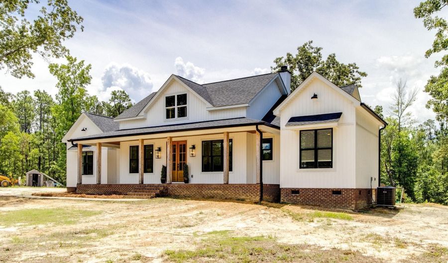 465 Mustang Rd, Camden, SC 29020 - 3 Beds, 3 Bath