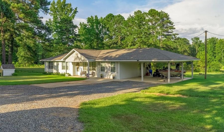 3600 Coleman Rd, Benton, LA 71006 - 3 Beds, 2 Bath