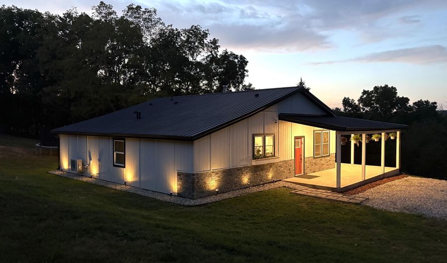 Rr7 Box 7372c, Ava, MO 65608 - 3 Beds, 2 Bath