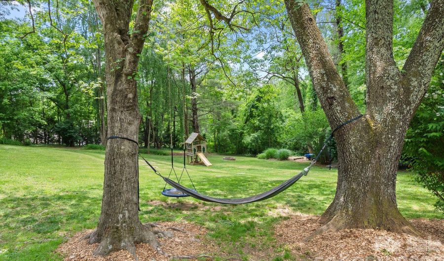 16 Chipping Green Dr, Arden, NC 28704 - 4 Beds, 3 Bath