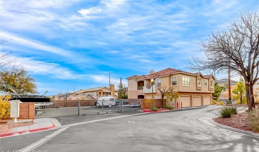 104 Harbor View Dr 104, Boulder City, NV 89005 - 3 Beds, 2 Bath